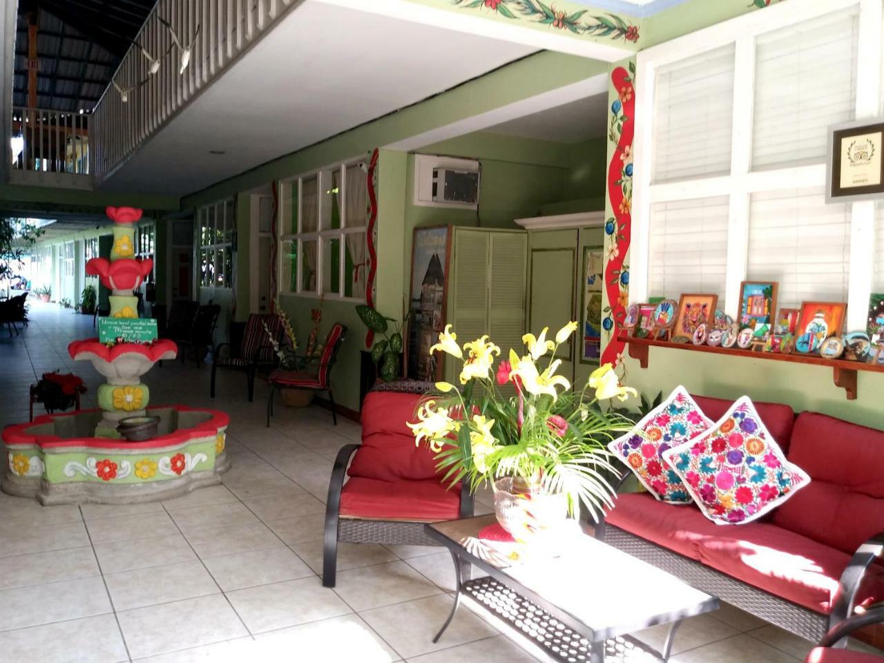 Hotel El Delfin Lívingston Buitenkant foto